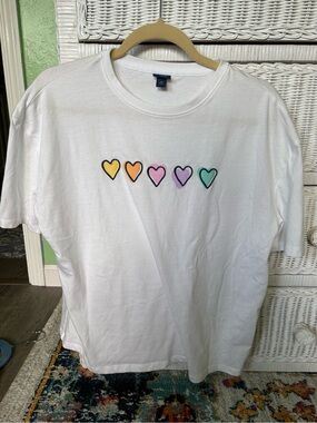 Roller Rabbit White Tee with Yellow, Orange, Pink, Purple and Mint Hearts
